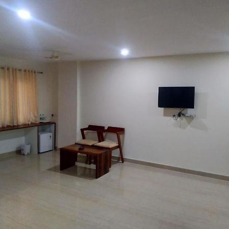 Sathya Sai Sankalp Hotel Puttaparthi Extérieur photo